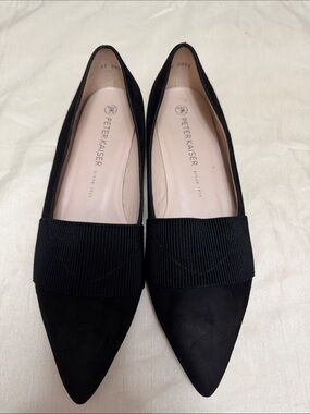 Peter Kaiser Black Pointed Toe Flats with Ribbed Band
